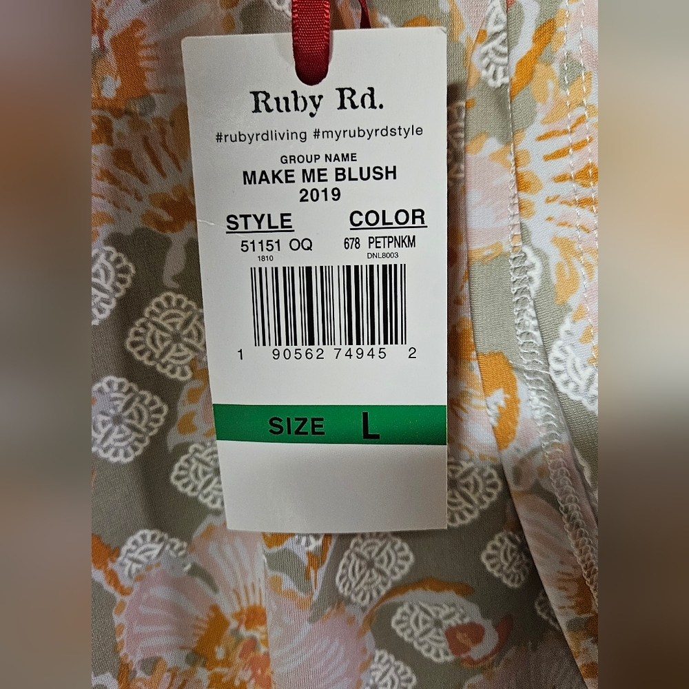 Ruby Rd Floral Top - Picture 5 of 9